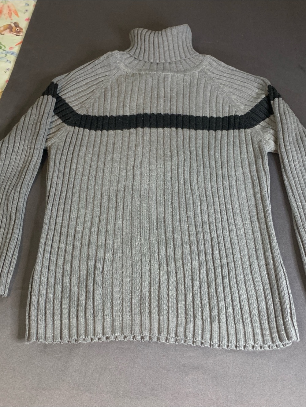 Women’s Ribbed Turtleneck Sweater in Light Gray with Black Stripe fits like a S